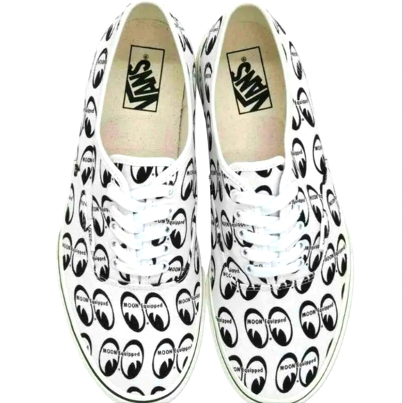 VANS X MOONEYES AUTHENTIC MQQN Equipped Sneakers White 2018 Japan Xmas Party ltd - Picture 4 of 7